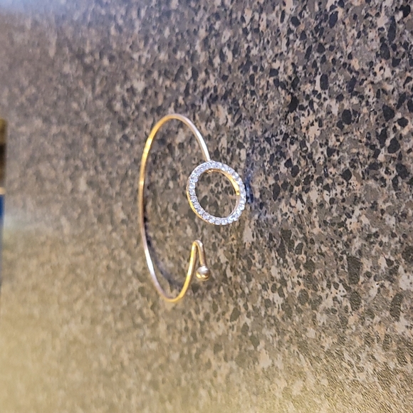 XO Gold + Diamond Bracelet - Picture 1 of 5